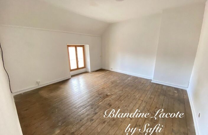 Maison de bourg à finir de rénover — photo 2