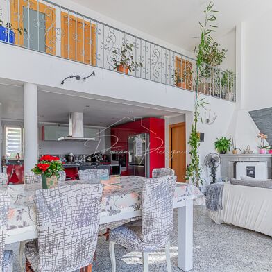 Maison 7 pièces 679000 €
