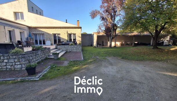 Villa / Maison 9 pièces  à vendre Sainte-Gemme 17250