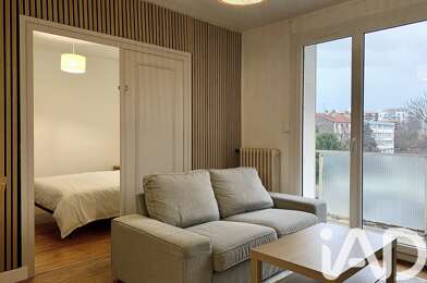 Appartement 3 pièces 130000 €