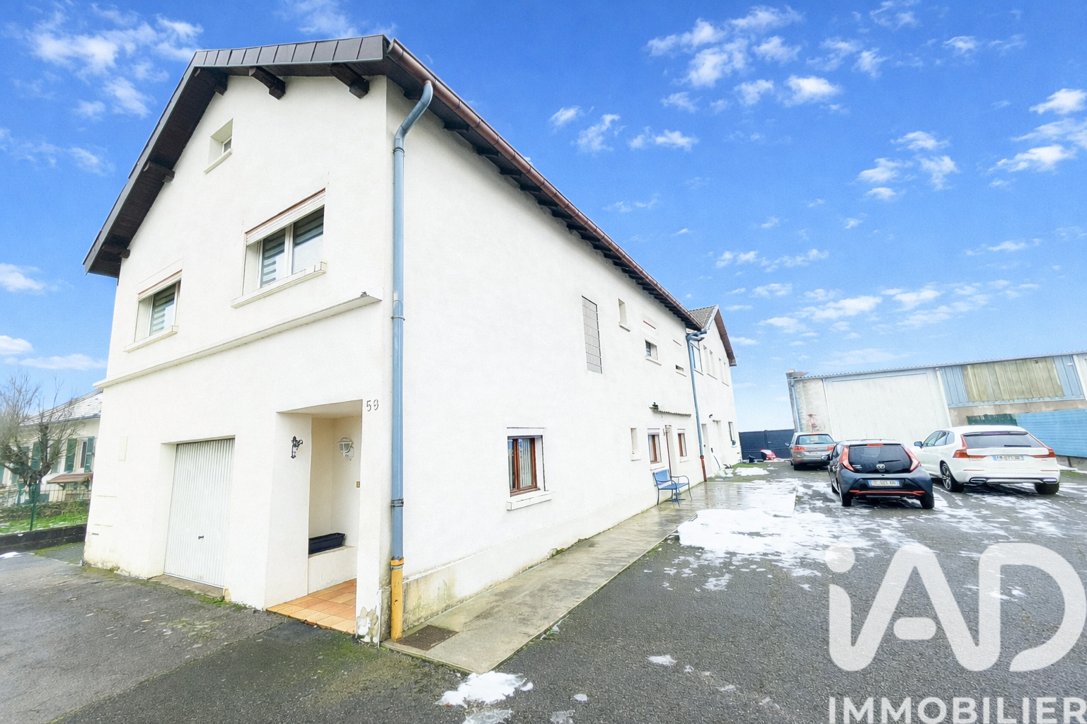 Tressange - 161m² - 8p. - 4ch.