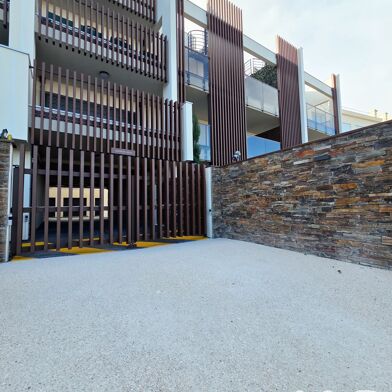 Appartement 4 pièces 755000 €