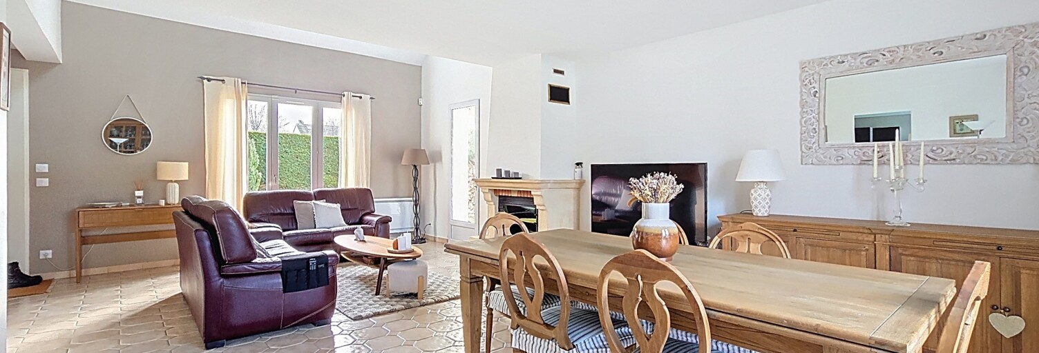 Maison 8 Pièces 172 m² à vendre à Mandres-les-Roses (94520)