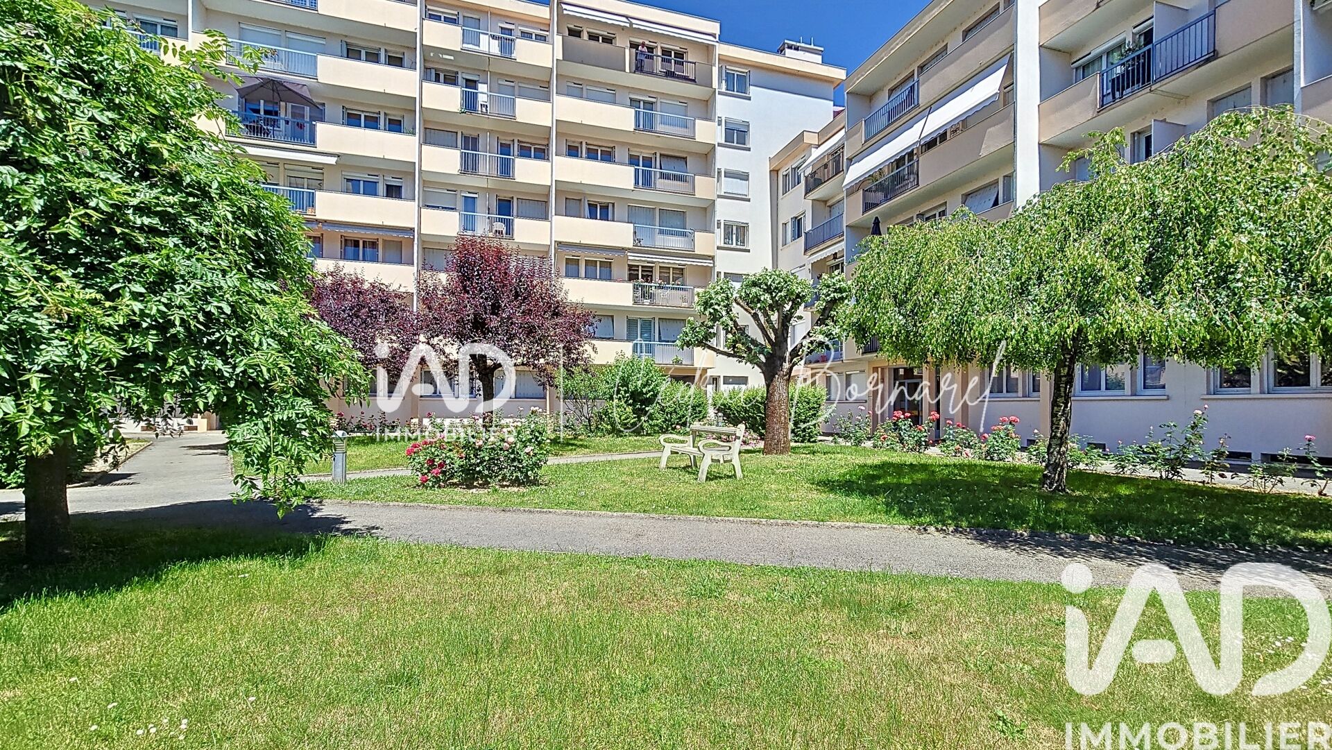 Vente Appartement 4 pièces - Photo 2