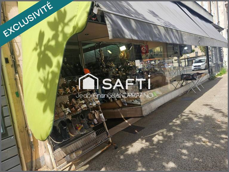 Fonds de commerce chaussures — photo 1