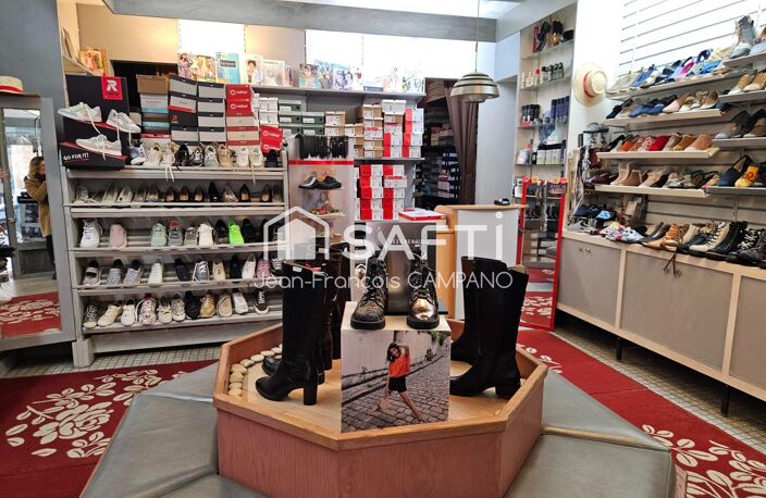 Fonds de commerce chaussures — photo 2