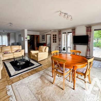 Maison 8 pièces 525000 €