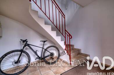 Appartement 3 pièces 184000 €