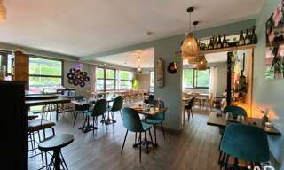 Commerce  90 m² à vendre à Le Rouret (06650)