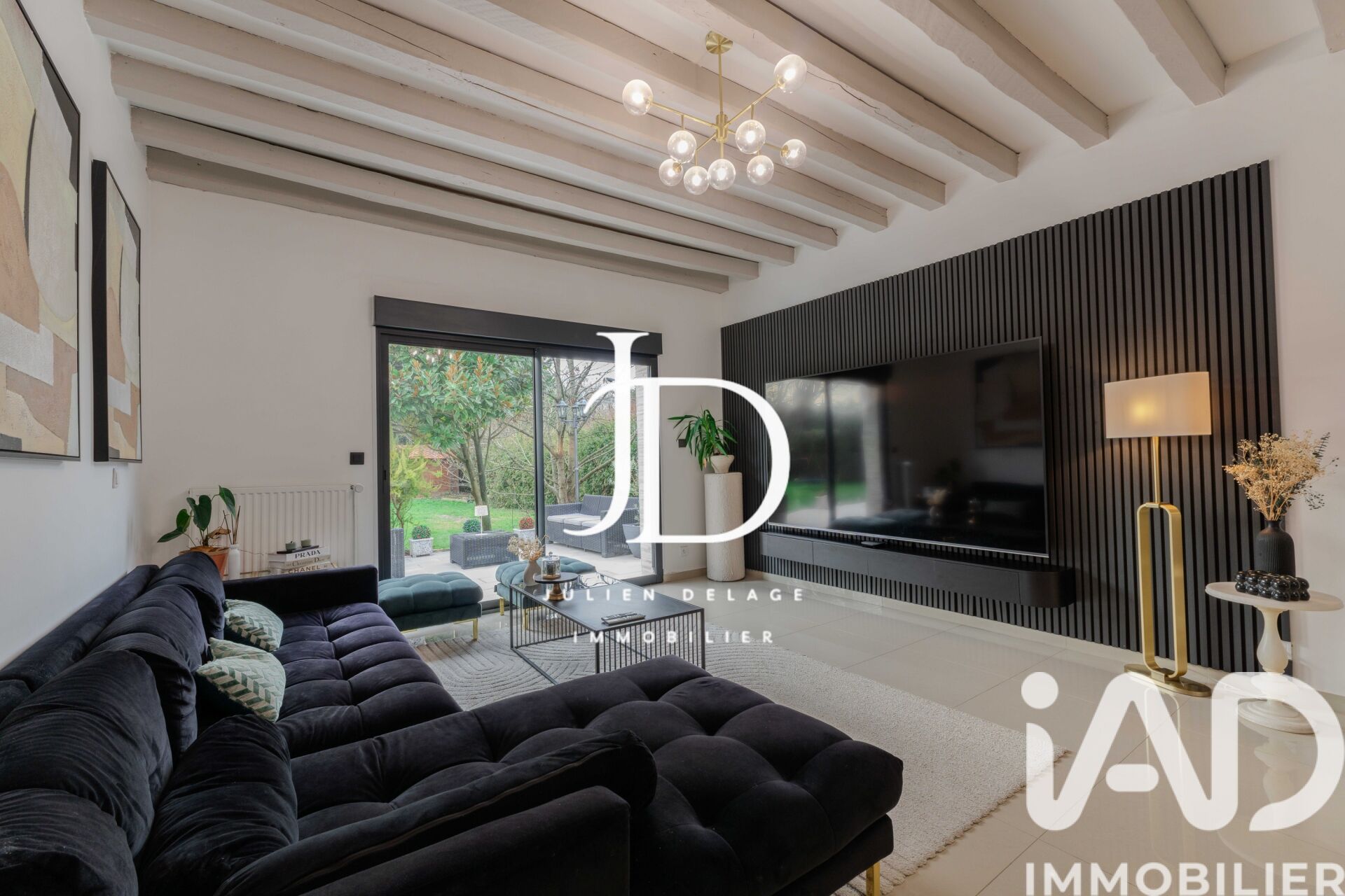 Dammartin-en-Goele - 190m² - 7p. - 5ch.