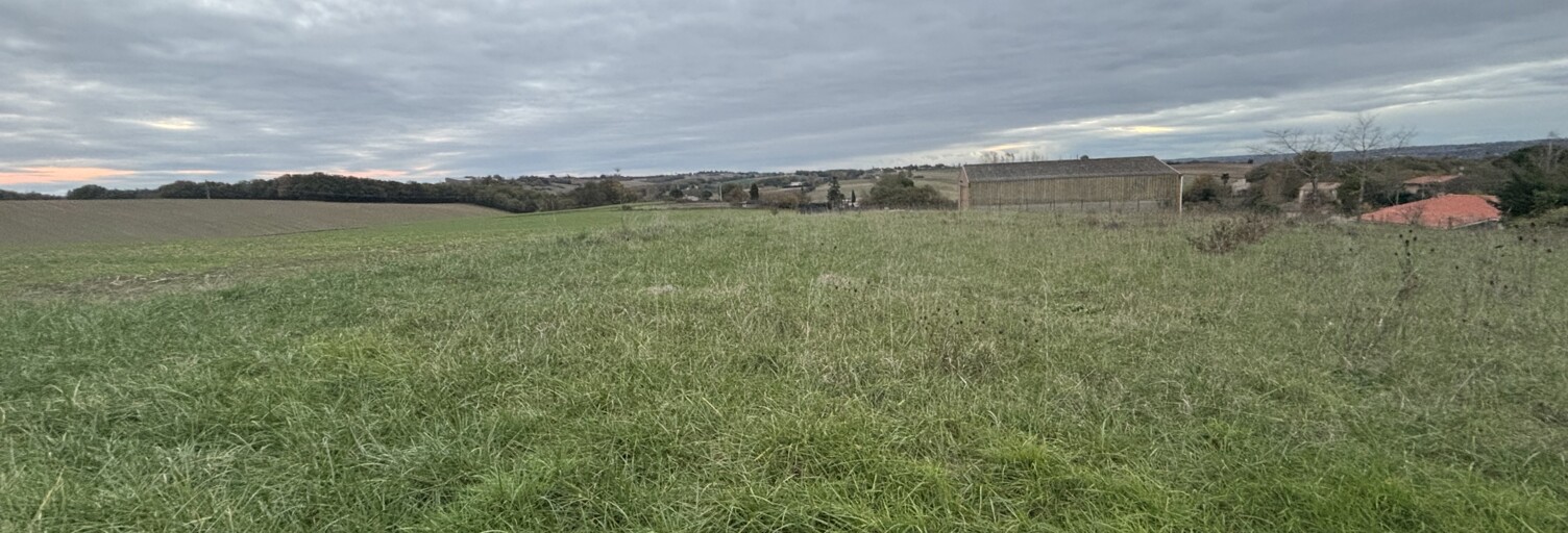 Terrain  2400 m² à vendre à Bazus (31380)
