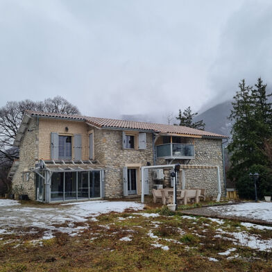 Maison 7 pièces 749000 €