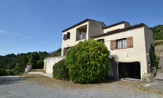 Maison 7 Pièces 170 m² à vendre à Saint-Jeannet (06640)