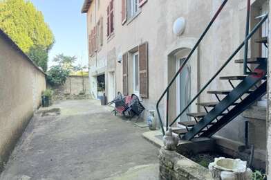 Immeuble  245000 €