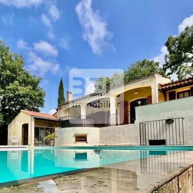 Maison 6 pièces 499000 €