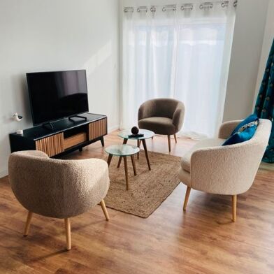 Maison 4 pièces 1420 €