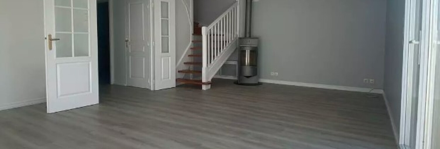 Maison 5 Pièces 103 m² à louer à Bruges (33520)