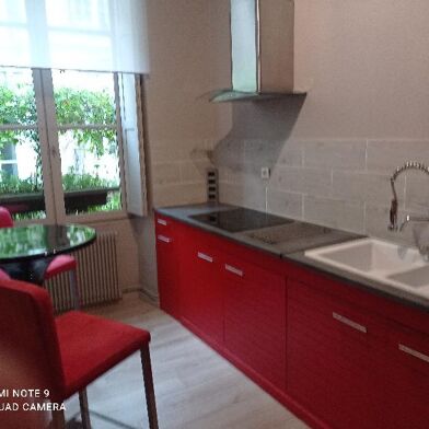 Appartement 3 pièces 1420 €