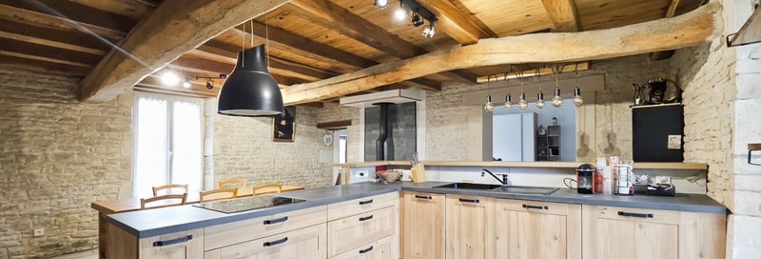Maison 7 Pièces 193 m² à vendre à La Ronde (17170)