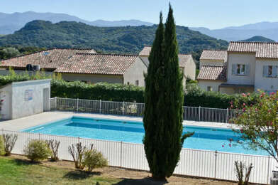 Appartement 3 pièces 240000 €