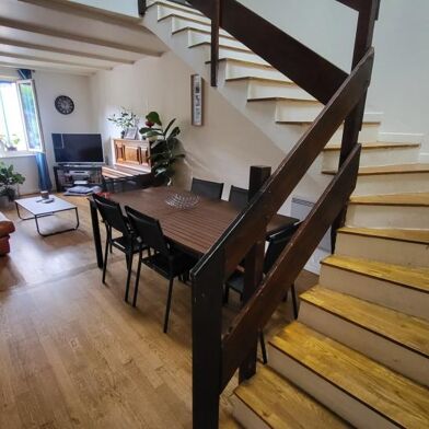 Appartement 5 pièces 790 €