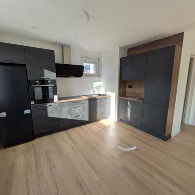 Maison 3 pièces 1050 €