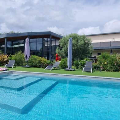 Maison 16 pièces 1295000 €