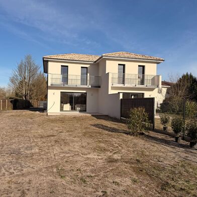Maison 4 pièces 379900 €