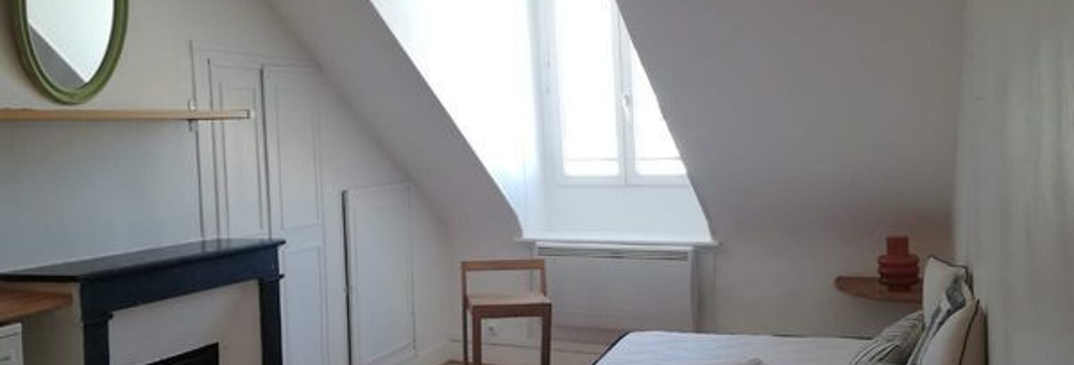 Appartement 1 Pièce 20 m² à louer à Paris 4 (75004)
