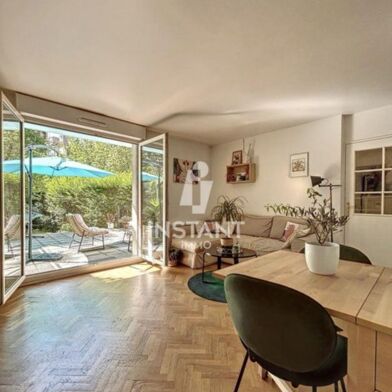 Appartement 2 pièces 1300 €