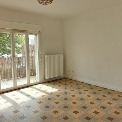Appartement 3 pièces 660 €