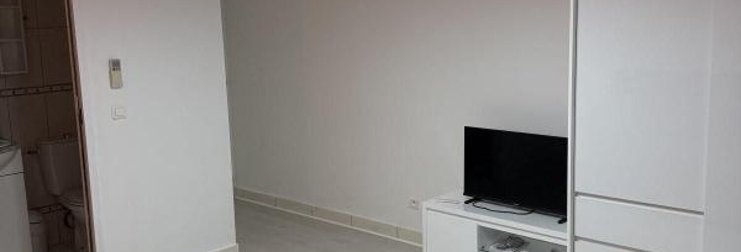 Appartement 1 Pièce 16 m² à louer à Montgeroult (95650)