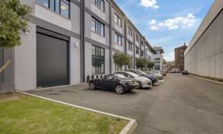 Local industriel  3292 m² à louer à Ivry-sur-Seine (94200)