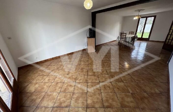 Vente maison 6 pièces 141 m² Combs-la-Ville (77380) — photo 5