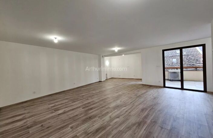 Appartement T3 - MORESTEL — photo 2