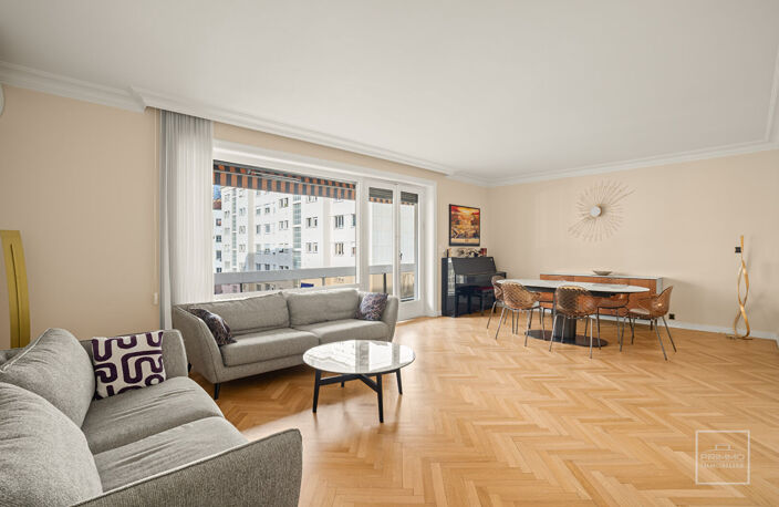 LYON 6, 117.47m², DEUX BALCONS, GARAGE — photo 3