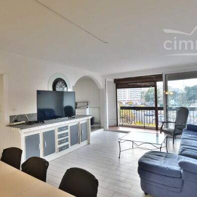 Appartement 4 pièces 219000 €