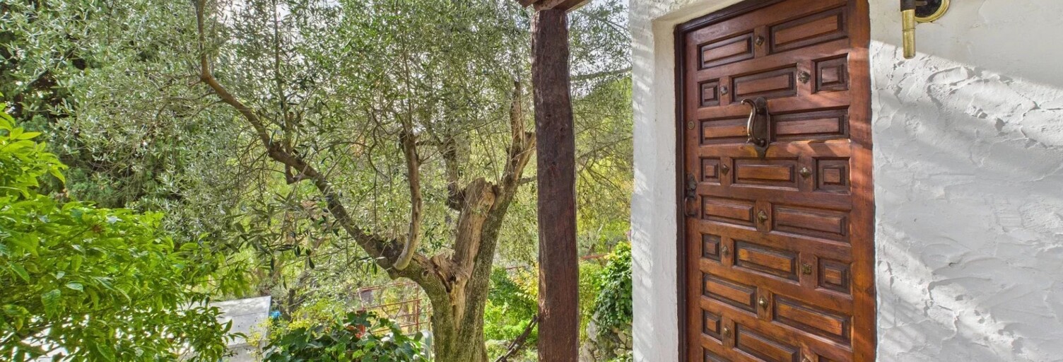 Maison 7 Pièces  m² à vendre à Cantaron (06340)