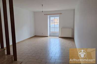 Maison  515 €