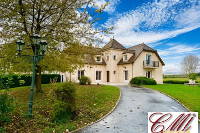 Maison 11 pièces 485000 €