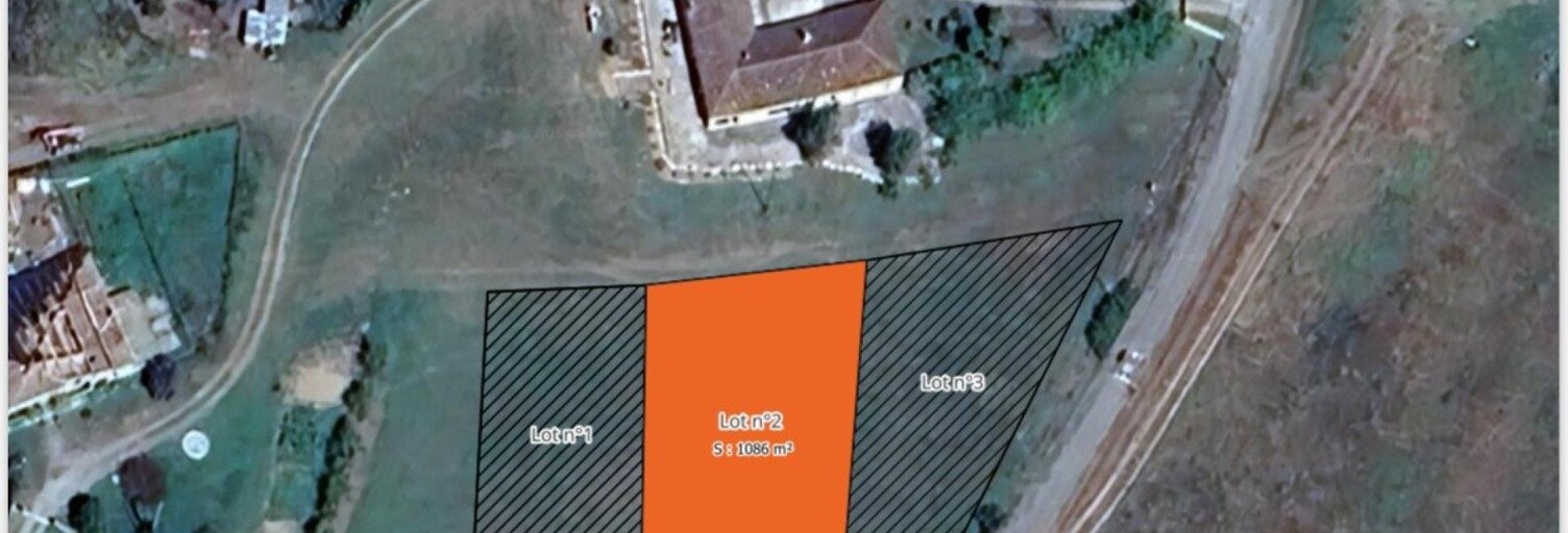 Terrain  1086 m² à vendre à Lagraulet-Saint-Nicolas (31480)