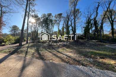 Terrain  240000 €