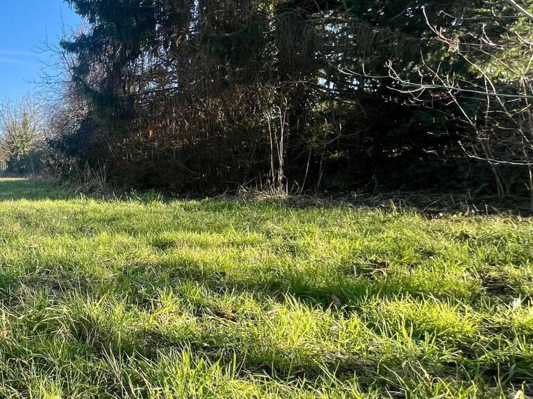 Terrain à bâtir 599 m²  Qualité de vie — photo 1