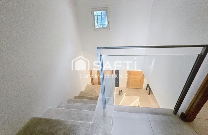 Cabrières-d'Avignon  Maison provençale de 160 m², quatre chambres et piscine chauffée — photo 4