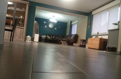 Maison de 3 chambres semi plein pied, spa en dépendance — photo du bien