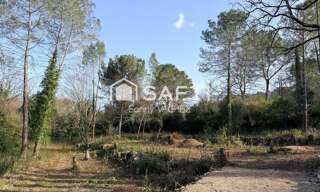 Terrain  2235 m² à vendre à Tourrettes (83440)