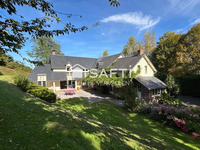 Maison proche centre ville à Lisieux 255 m2, AUCUNS TRAVAUX — photo du bien