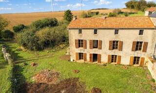 Maison 8 Pièces 253 m² à vendre à Villefagnan (16240)