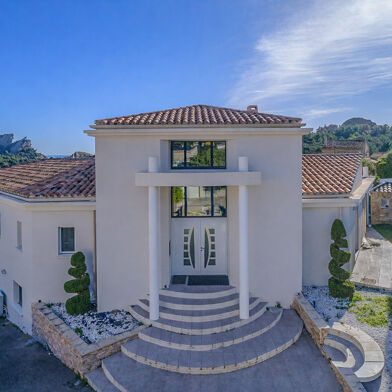 Maison 13 pièces 1575000 €