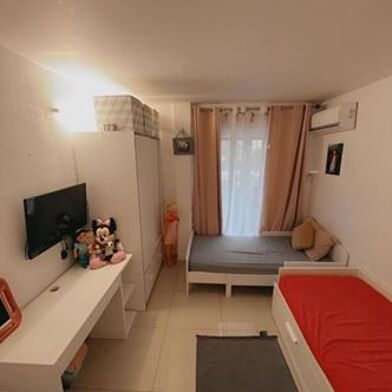 Appartement 3 pièces 270000 €